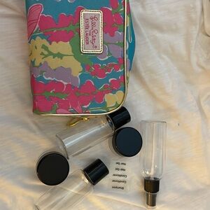 New w/o Tags Lilly Pulitzer for Estee Lauder Makeup Bag,Flowers, Travel Bottles-